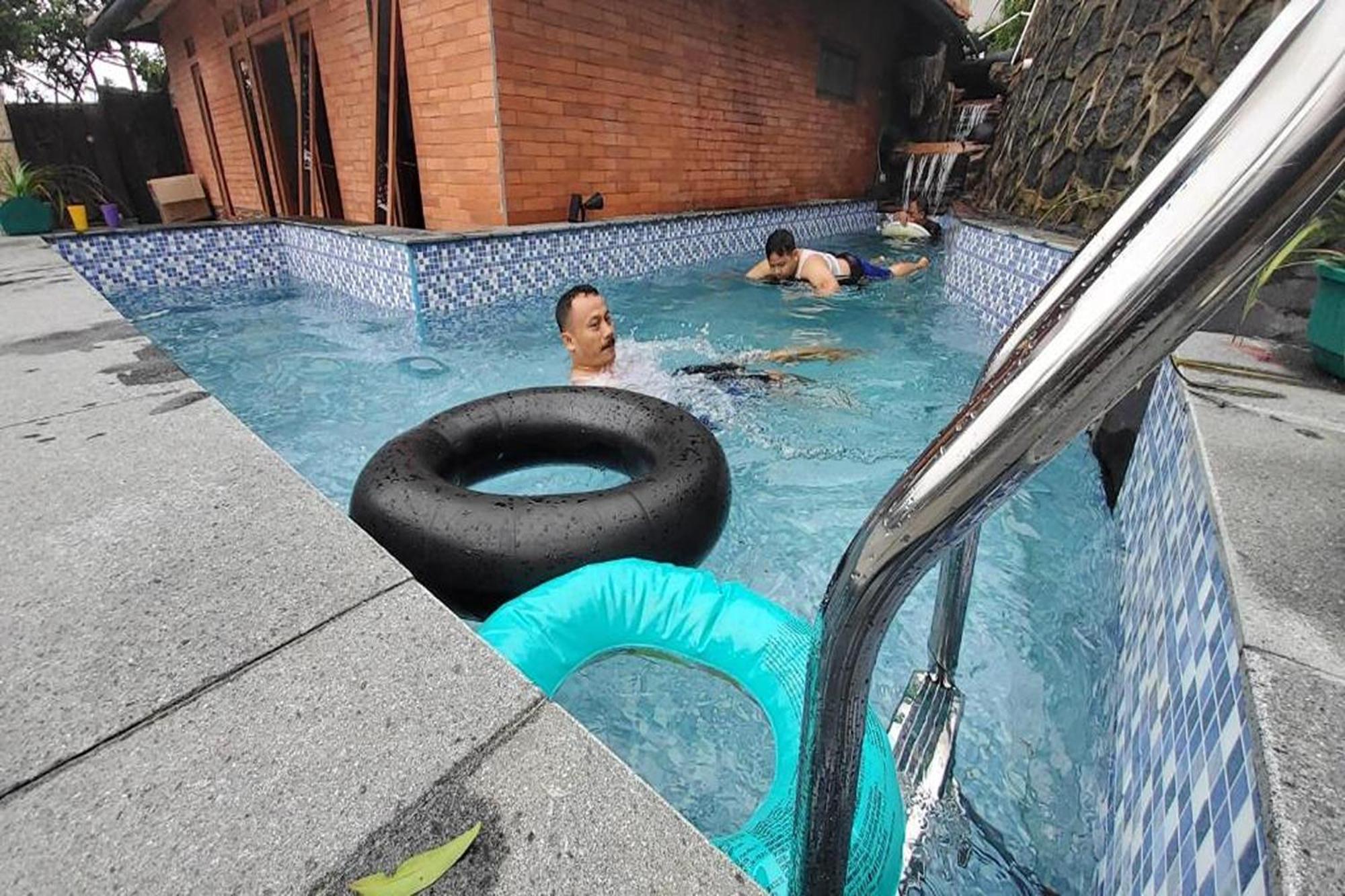 Villa Zoya 2 Pondok Cipaseban Exteriér fotografie
